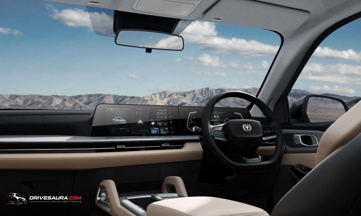 nevo-hunter-interior